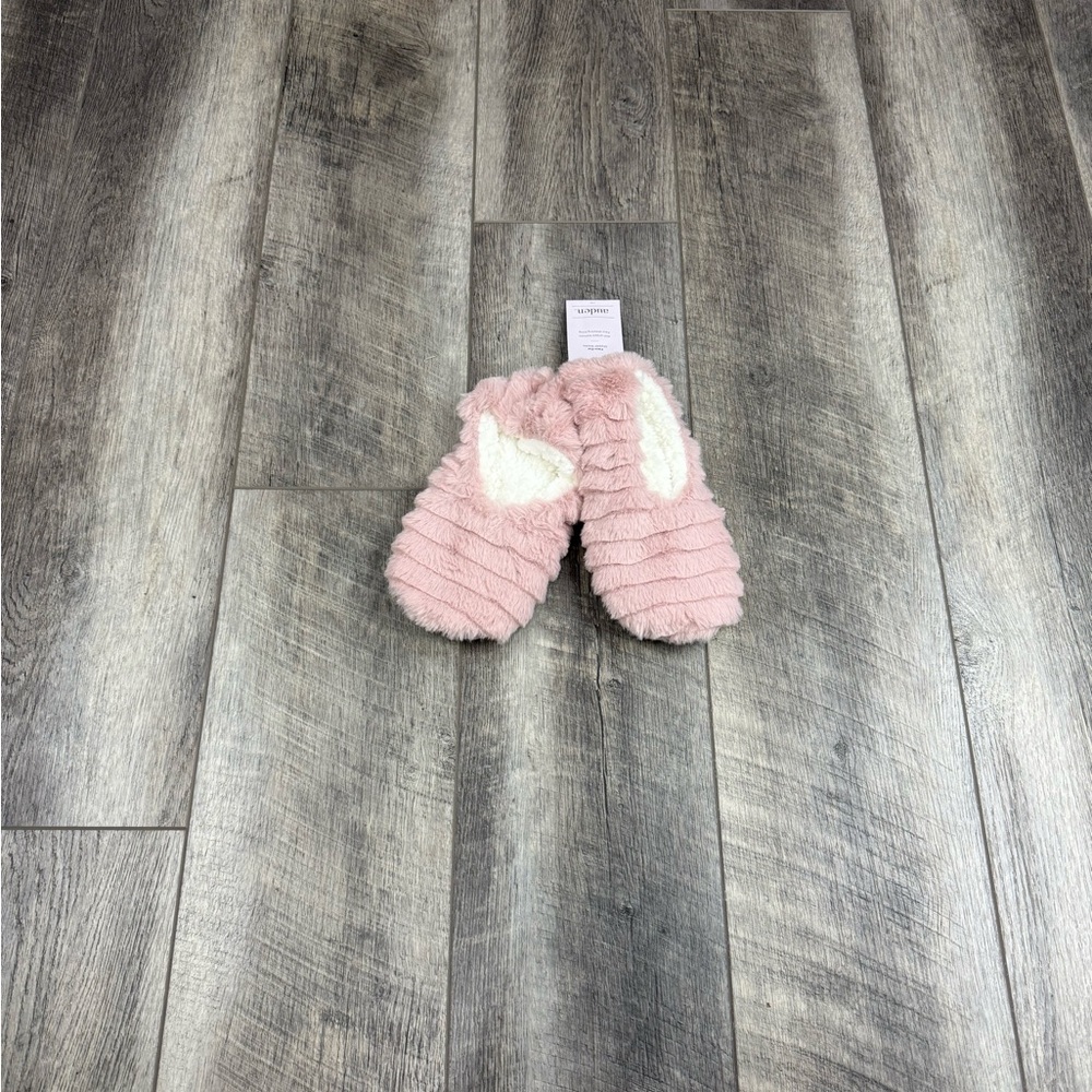 Auden Light Pink Fuzzy Slipper‎ Sock